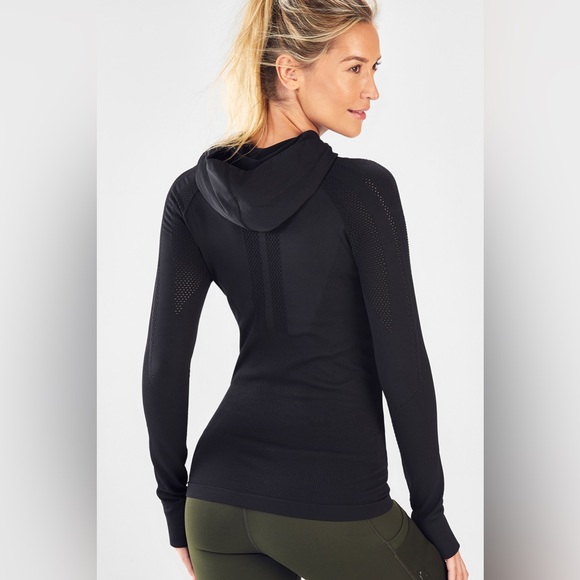 NWT Fabletics Kiley hooded great black zippered stretchy jacket with pockets. - Picture 3 of 16